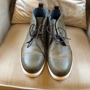 Boots by Penguin Size 12